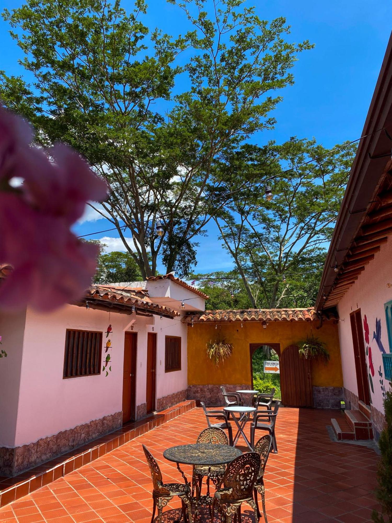 Hotel Campestre La Trinidad San Gil Exterior photo